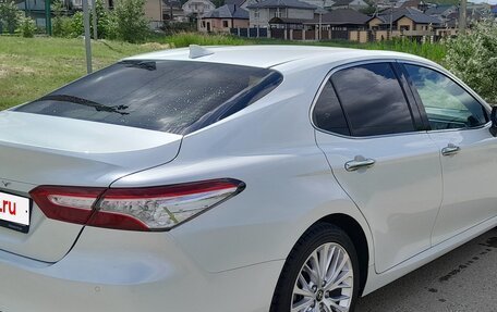 Toyota Camry, 2018 год, 2 850 000 рублей, 1 фотография