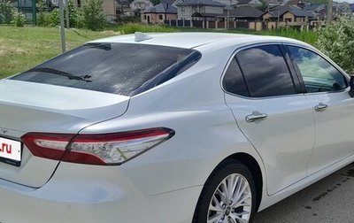 Toyota Camry, 2018 год, 2 850 000 рублей, 1 фотография