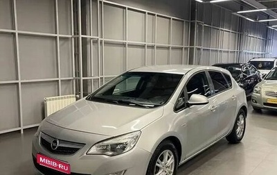 Opel Astra J, 2011 год, 697 000 рублей, 1 фотография