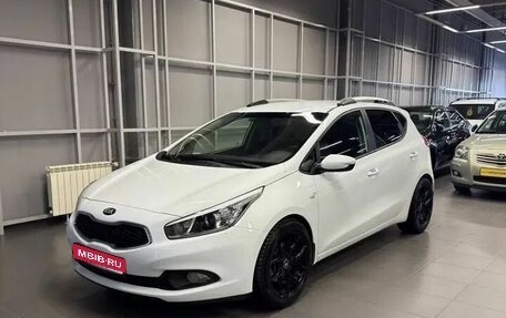 KIA cee'd III, 2012 год, 997 000 рублей, 1 фотография