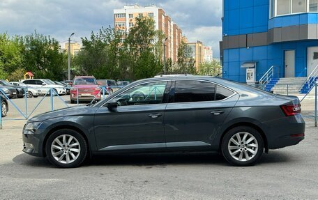 Skoda Superb III рестайлинг, 2019 год, 1 830 000 рублей, 7 фотография