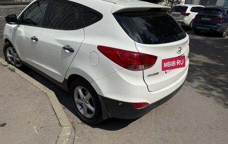 Hyundai ix35 I рестайлинг, 2011 год, 1 400 000 рублей, 5 фотография