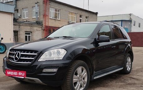 Mercedes-Benz M-Класс, 2010 год, 2 300 000 рублей, 4 фотография
