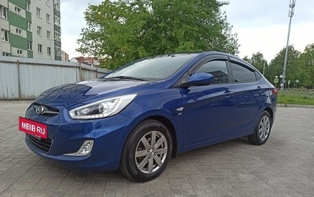 Hyundai Solaris II рестайлинг, 2014 год, 2 550 000 рублей, 2 фотография