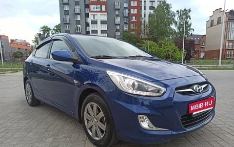Hyundai Solaris II рестайлинг, 2014 год, 2 550 000 рублей, 3 фотография