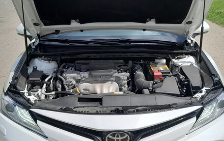 Toyota Camry, 2018 год, 2 850 000 рублей, 6 фотография