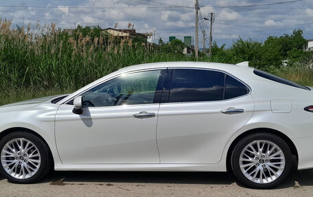 Toyota Camry, 2018 год, 2 850 000 рублей, 16 фотография