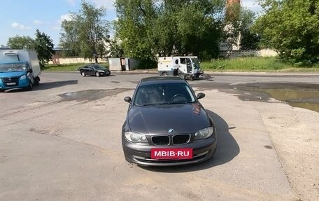 BMW 1 серия, 2008 год, 860 000 рублей, 7 фотография