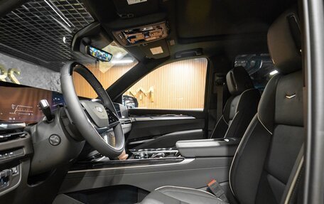 Cadillac Escalade V, 2025 год, 23 490 000 рублей, 10 фотография