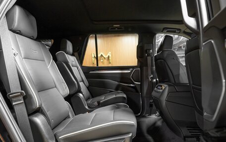 Cadillac Escalade V, 2025 год, 23 490 000 рублей, 19 фотография