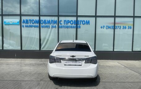 Chevrolet Cruze II, 2011 год, 608 000 рублей, 4 фотография