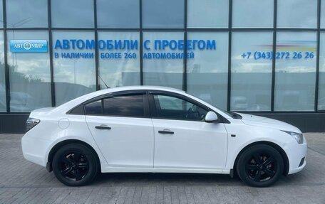 Chevrolet Cruze II, 2011 год, 608 000 рублей, 6 фотография