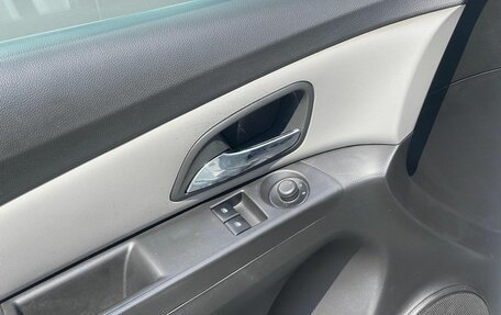 Chevrolet Cruze II, 2011 год, 608 000 рублей, 14 фотография