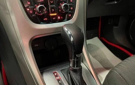 Opel Astra J, 2011 год, 697 000 рублей, 9 фотография