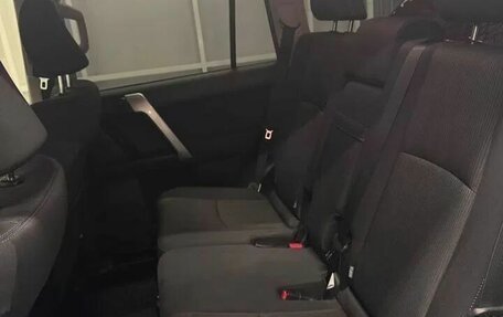 Toyota Land Cruiser Prado 150 рестайлинг 2, 2021 год, 5 497 000 рублей, 12 фотография