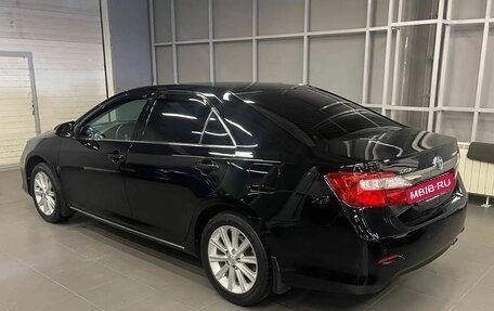 Toyota Camry, 2012 год, 1 557 000 рублей, 6 фотография