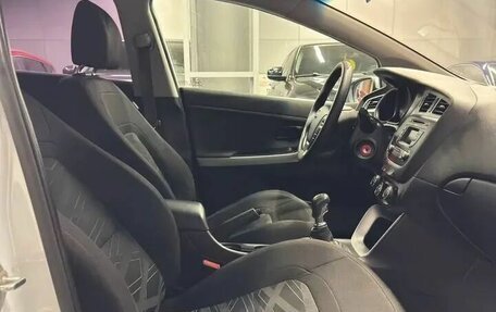 KIA cee'd III, 2012 год, 997 000 рублей, 10 фотография