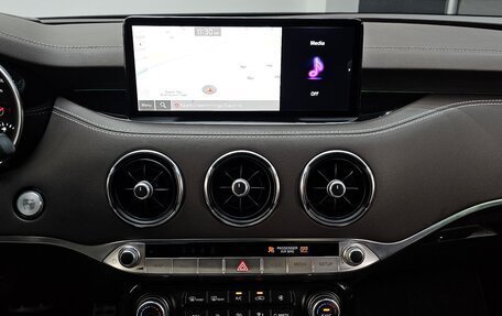 KIA Stinger I, 2020 год, 2 570 000 рублей, 16 фотография