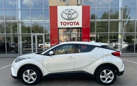 Toyota C-HR I рестайлинг, 2018 год, 2 500 000 рублей, 10 фотография