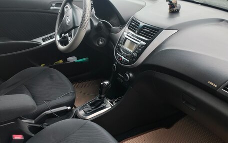 Hyundai Solaris II рестайлинг, 2014 год, 1 130 000 рублей, 5 фотография