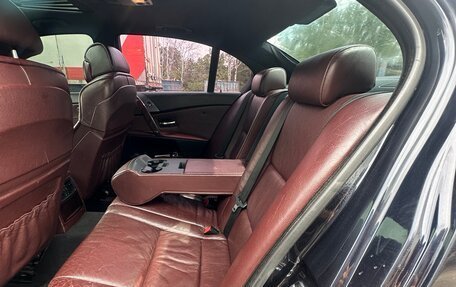 BMW 5 серия, 2004 год, 1 170 000 рублей, 10 фотография