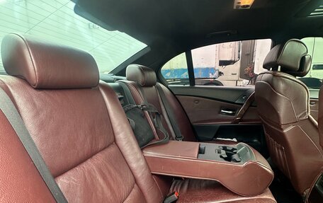 BMW 5 серия, 2004 год, 1 170 000 рублей, 13 фотография