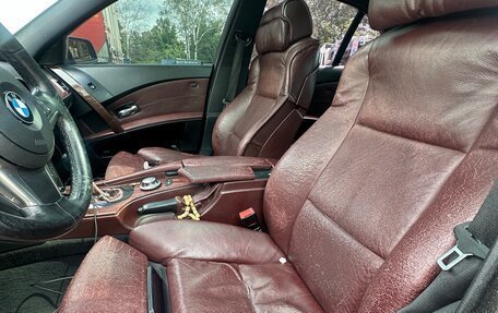 BMW 5 серия, 2004 год, 1 170 000 рублей, 18 фотография