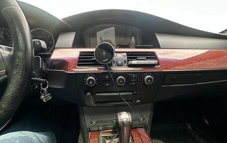 BMW 5 серия, 2004 год, 1 170 000 рублей, 20 фотография