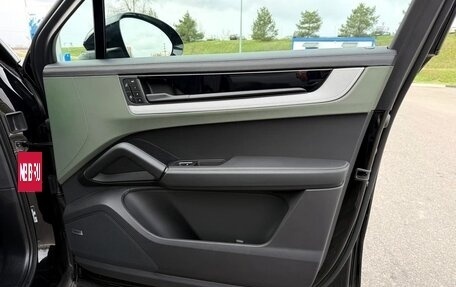 Porsche Cayenne III, 2024 год, 15 200 000 рублей, 19 фотография
