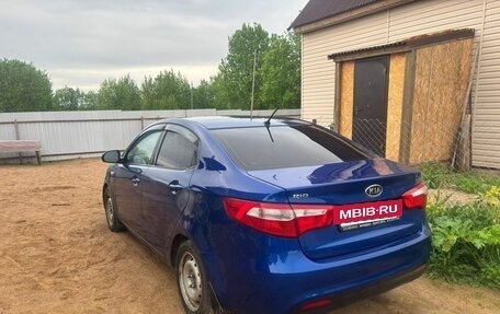 KIA Rio III рестайлинг, 2011 год, 750 000 рублей, 2 фотография
