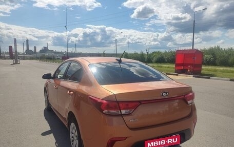 KIA Rio IV, 2018 год, 950 000 рублей, 4 фотография