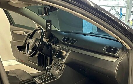 Volkswagen Passat B7, 2011 год, 1 257 000 рублей, 14 фотография