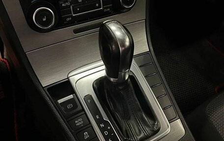 Volkswagen Passat B7, 2011 год, 1 257 000 рублей, 19 фотография