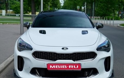 KIA Stinger I, 2018 год, 2 700 000 рублей, 1 фотография