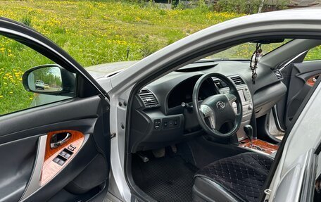 Toyota Camry, 2011 год, 1 170 000 рублей, 9 фотография
