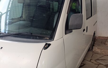 Toyota Lite Ace VI, 2010 год, 710 000 рублей, 4 фотография