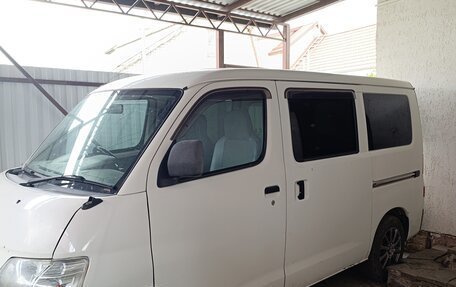Toyota Lite Ace VI, 2010 год, 710 000 рублей, 5 фотография