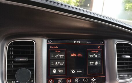 Dodge Charger, 2020 год, 2 780 000 рублей, 8 фотография