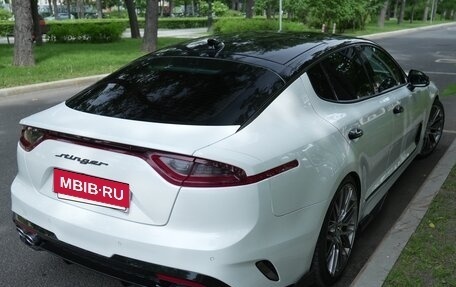 KIA Stinger I, 2018 год, 2 700 000 рублей, 9 фотография