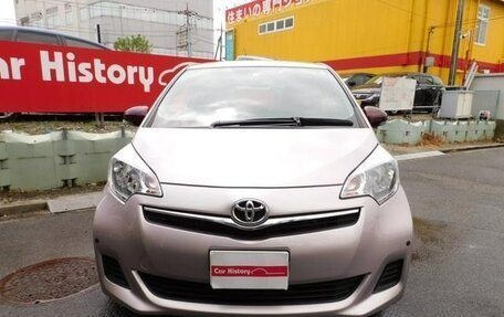 Toyota Ractis II, 2012 год, 725 000 рублей, 3 фотография
