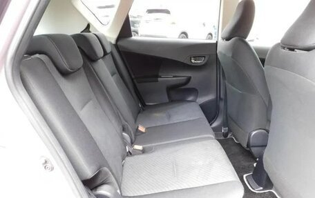 Toyota Ractis II, 2012 год, 725 000 рублей, 27 фотография