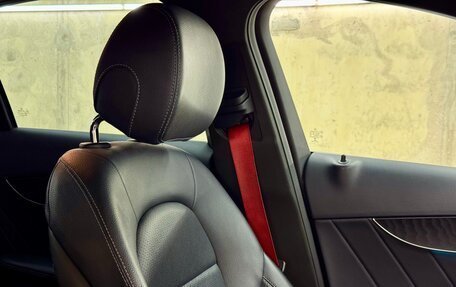 Mercedes-Benz C-Класс, 2017 год, 2 450 000 рублей, 19 фотография
