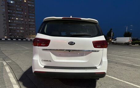 KIA Carnival III, 2020 год, 3 150 000 рублей, 4 фотография