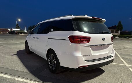 KIA Carnival III, 2020 год, 3 150 000 рублей, 3 фотография