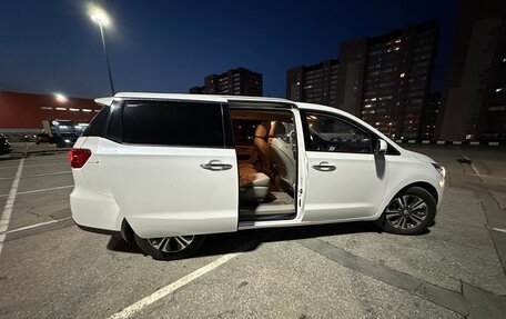 KIA Carnival III, 2020 год, 3 150 000 рублей, 29 фотография