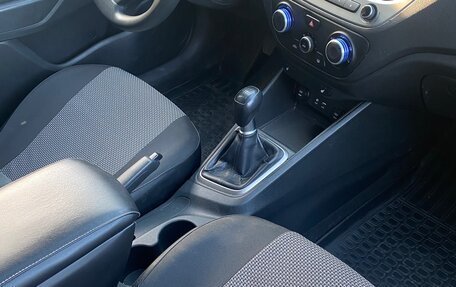 Hyundai Solaris II рестайлинг, 2017 год, 840 000 рублей, 7 фотография