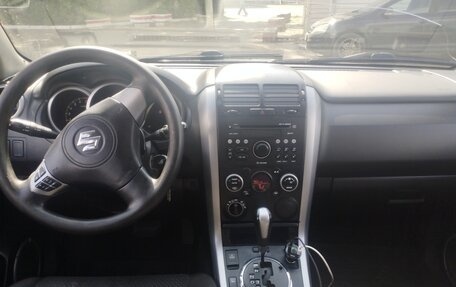 Suzuki Grand Vitara, 2010 год, 850 000 рублей, 1 фотография