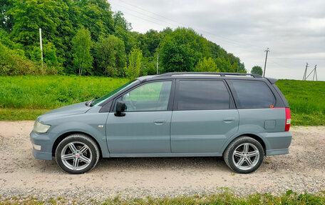 Mitsubishi Space Wagon III, 1998 год, 400 000 рублей, 2 фотография