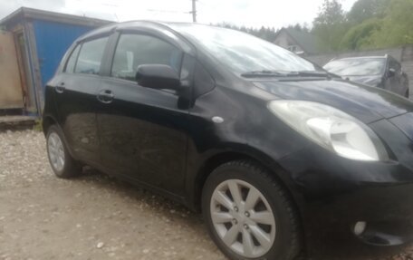 Toyota Yaris III рестайлинг, 2007 год, 578 000 рублей, 3 фотография