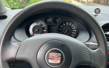 SEAT Ibiza III рестайлинг, 2002 год, 450 000 рублей, 8 фотография